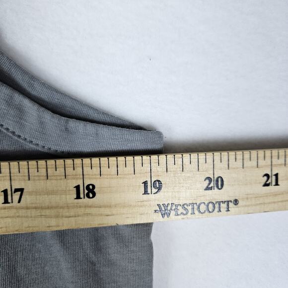 Peloton Womens US Studio Side Slit Tank Top Gray Athletic Cycling Active Size M - Picture 10 of 14